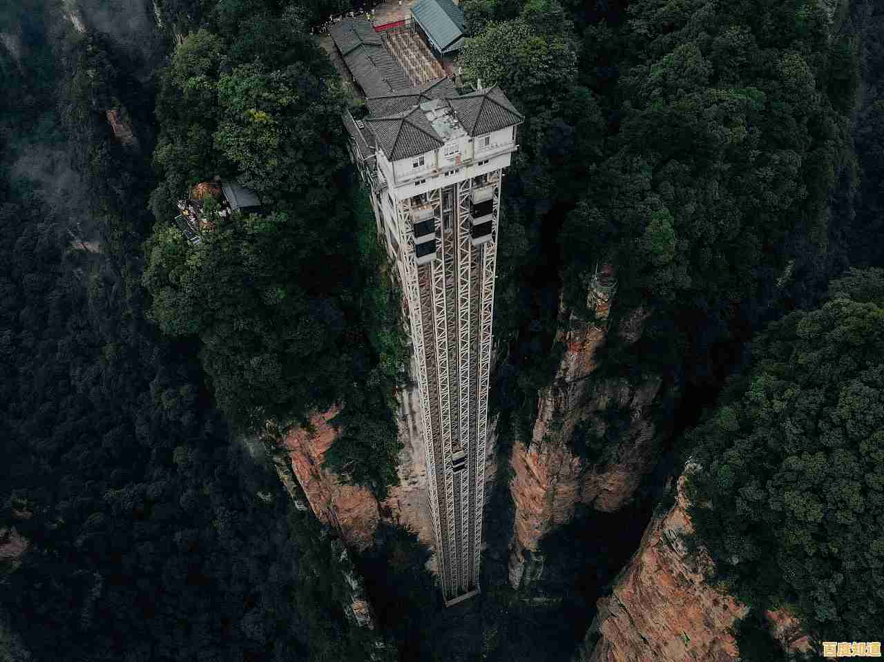 小米相机记录天梯奇景，展现自然壮丽与科技完美融合