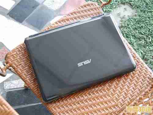 华硕K40轻薄本：高效办公伴侣，强劲性能随行