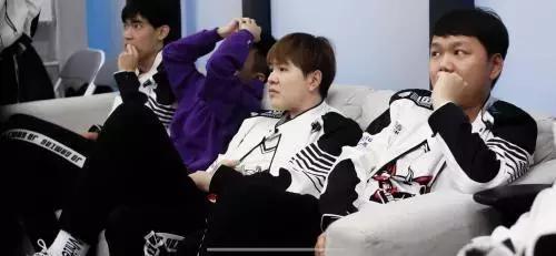 喜欢英雄联盟职业联赛?英雄联盟电竞经理手机版》带你亲手打造冠军战队! 喜欢英雄联盟职业联赛?英雄联盟电竞经理手机版》带你亲手打造冠军战队!