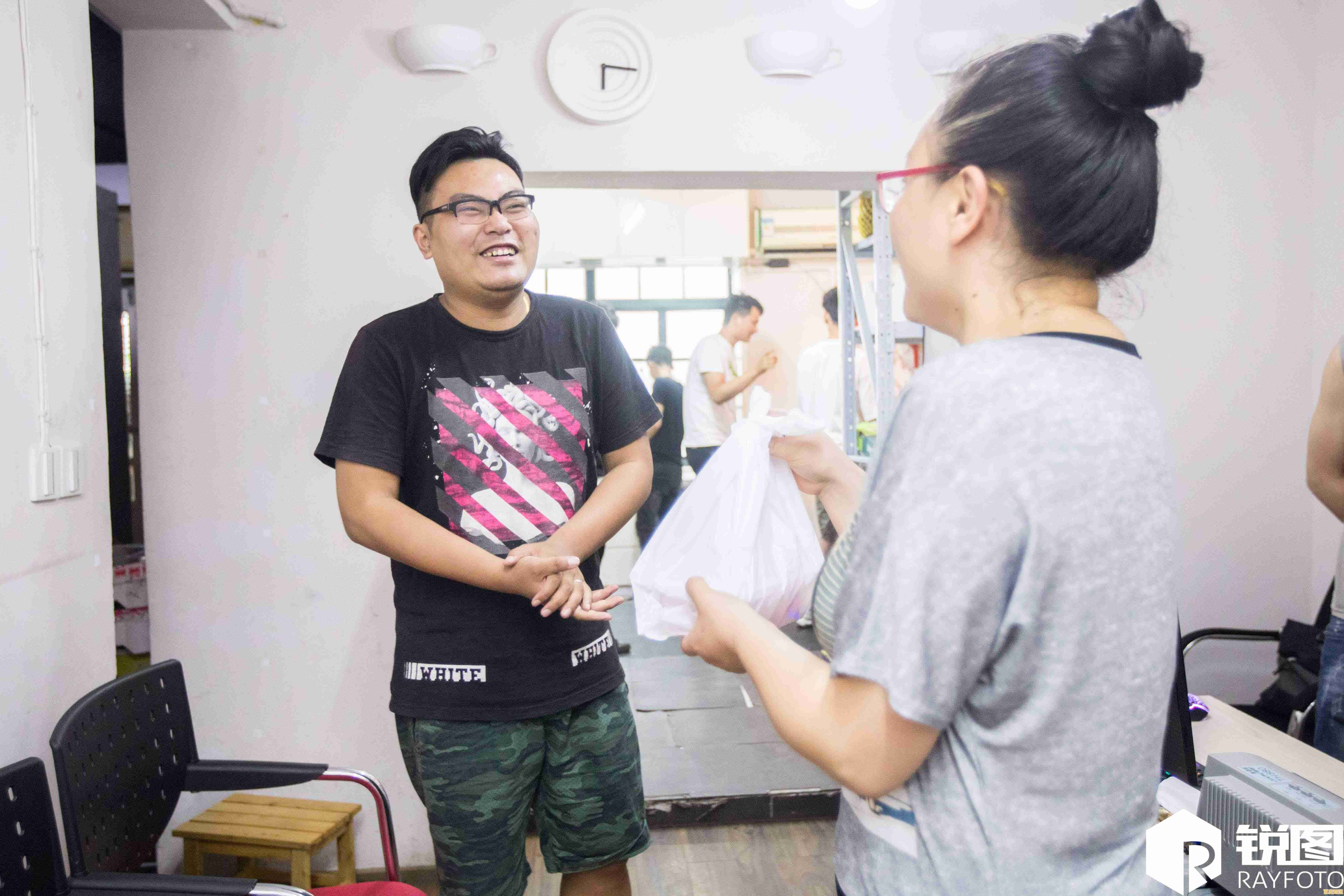 想体验刺激的切水果快感？水果忍者中文版》等你来挑战！